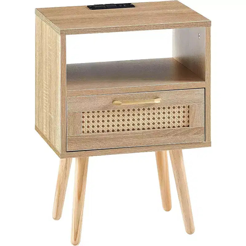 Acekool Mesita de noche moderna de ratán con cajón, mesita de noche de madera natural con carga USB y toma de corriente para dormitorio y sala de estar