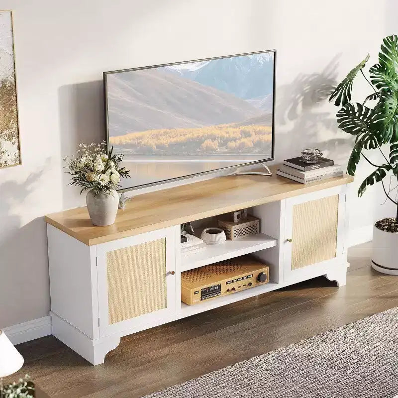 Acekool 61 Mueble para TV estilo rústico para televisores de hasta 65 pulgadas, consola multimedia con puertas de ratán, armarios de almacenamiento y estantes abiertos, centro de entretenimiento